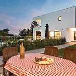 Stunning In Holiday home *