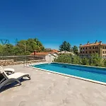 Stunning In Holiday home *