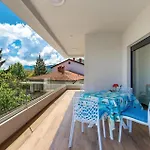 Stunning In Holiday home *