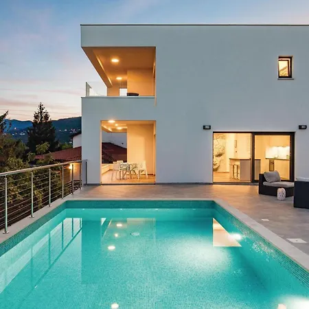 Holiday home 4 Bedroom Awesome In Matulji