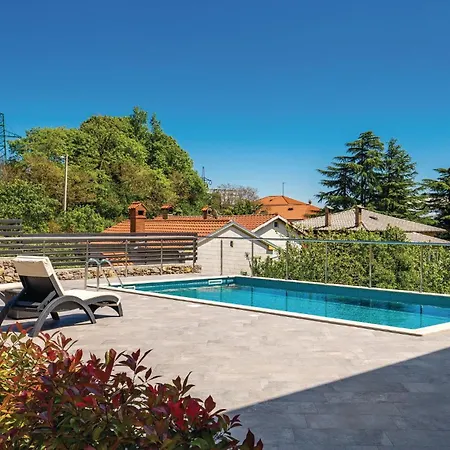 Holiday home 4 Bedroom Awesome In