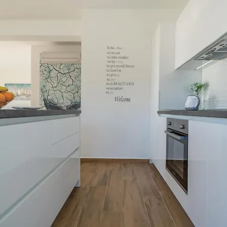 4 Bedroom Awesome In * Matulji