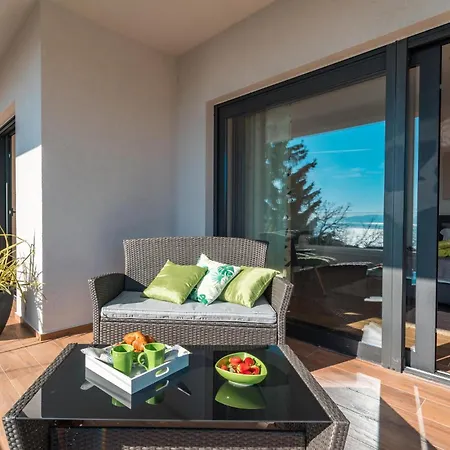 4 Bedroom Awesome In * Matulji